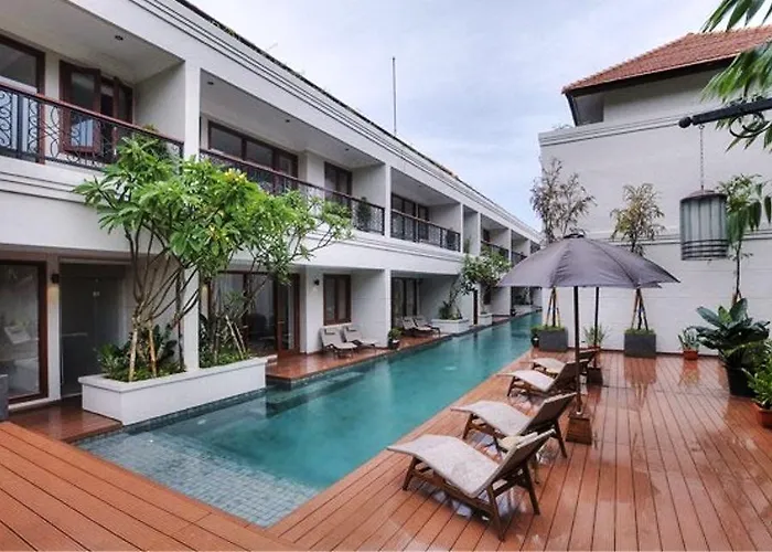 Hotel Lagoon