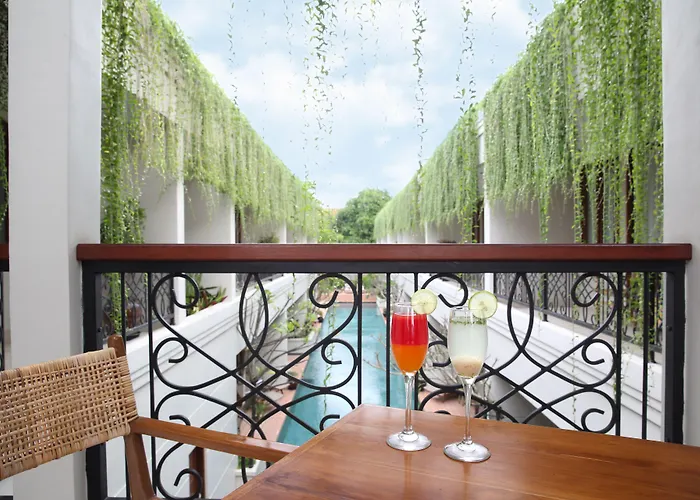 Lagoon 3* Seminyak (Bali)