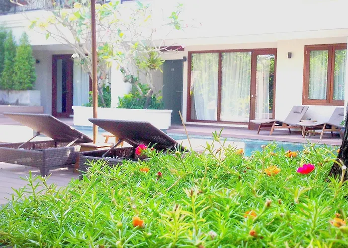 Lagoon Hotel 3*