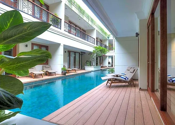 Hotel Lagoon 3*